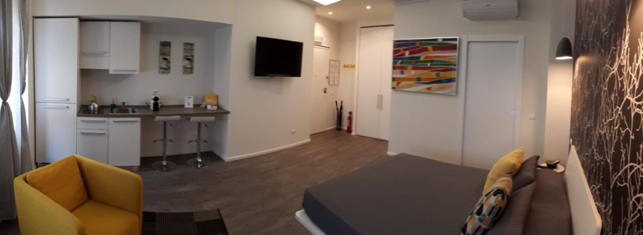 Marcona24 Aparthotel Милано Екстериор снимка